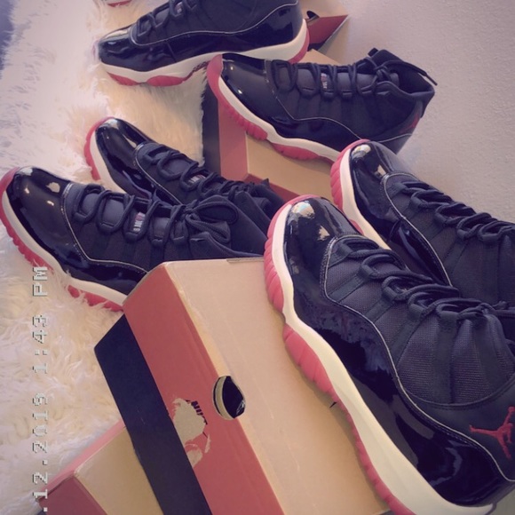 Family of 4 Jordan 11s - Picture 2 of 4